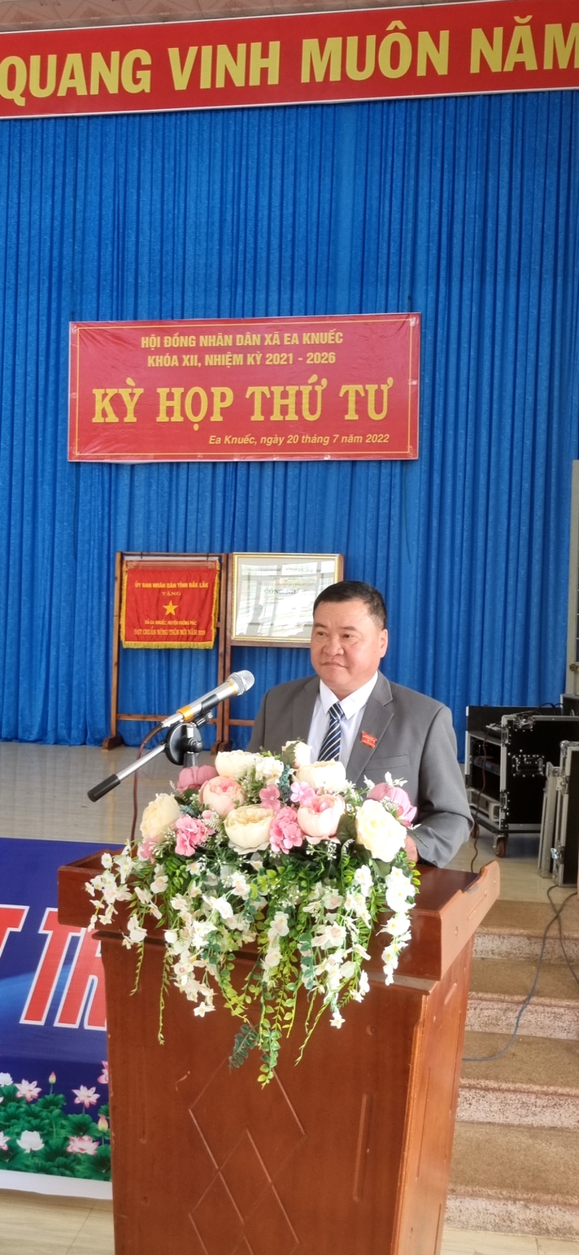 HĐND XÃ ÊA KNUẾC TỔ CHỨC KỲ HỌP THỨ TƯ
